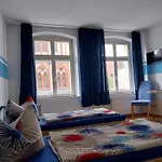 Zum S C H M U C K Giebel - &