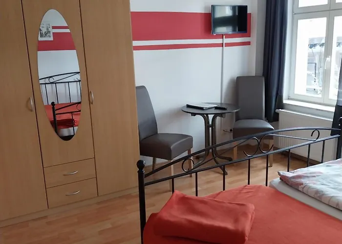 Gasthof Zum S C H M U C K Giebel - Pension&fewo