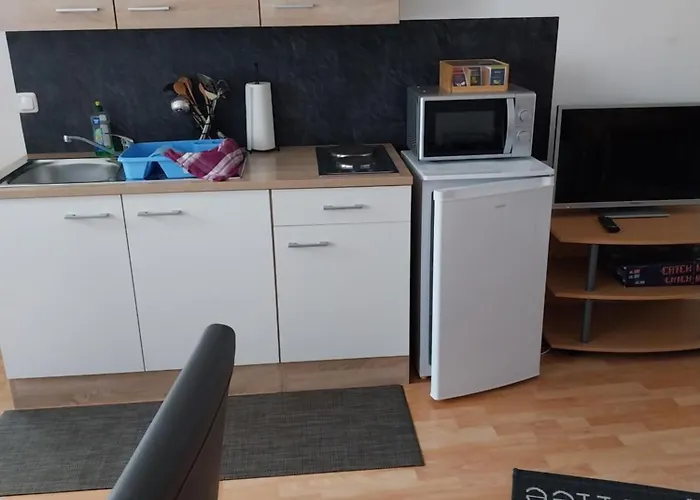 Gasthof Zum S C H M U C K Giebel - Pension&fewo 3*